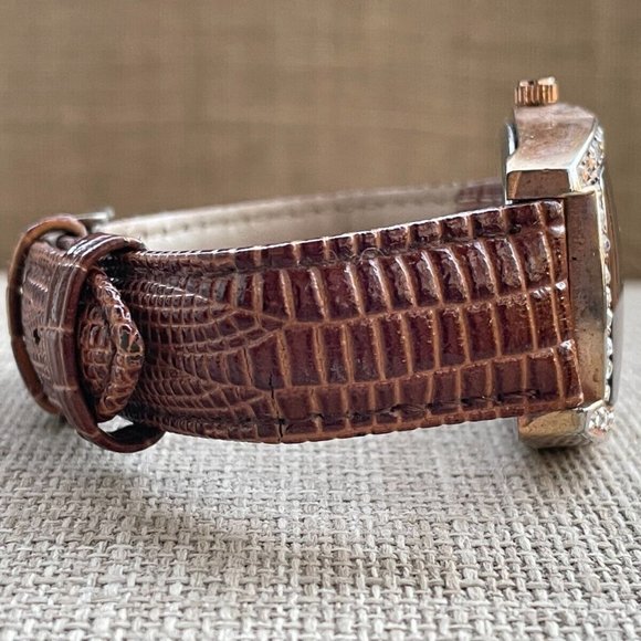 Strada Ldies Wristwatch Brown Leather Band Japan Quartz Movement - Picture 5 of 12